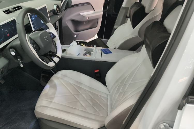 Used ARCFOX Kaola S 2024 PRO Left Front Seat