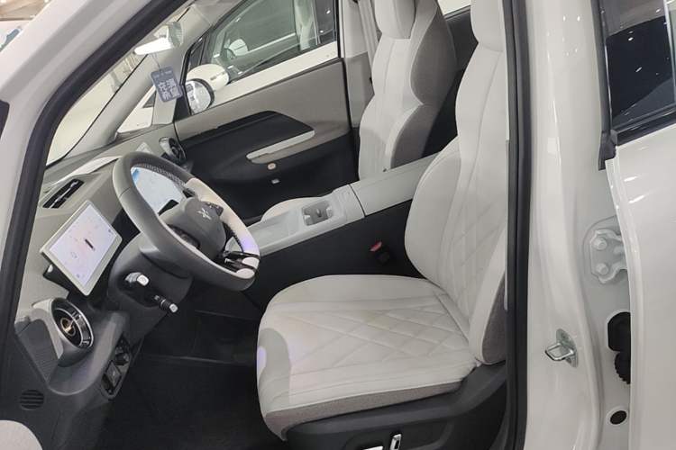 Used ARCFOX Kaola S 2024 PRO Left Front Seat