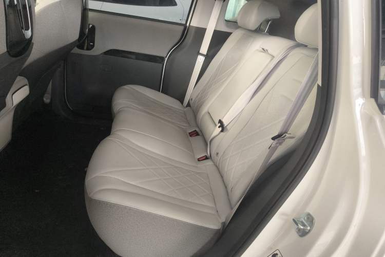 Used ARCFOX Kaola S 2024 PRO Left Rear Seat