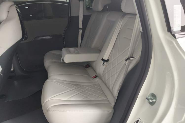 Used ARCFOX Kaola S 2024 AIR Left Rear Seat