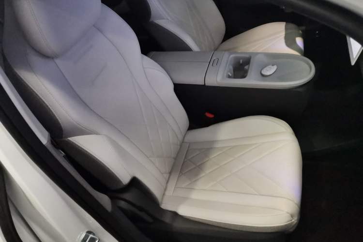 Used ARCFOX Kaola S 2024 PRO Right Front Seat