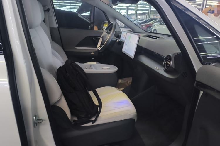Used ARCFOX Kaola S 2024 AIR Right Front Seat