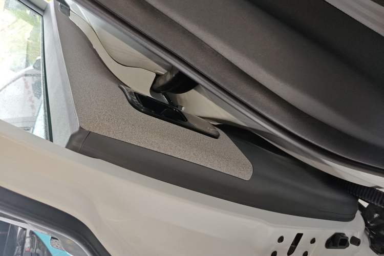 Used ARCFOX Kaola S 2024 AIR Right Rear Door Interior