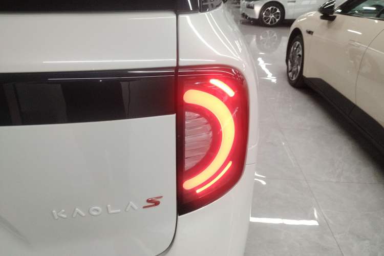 Used ARCFOX Kaola S 2024 PRO Right Rear Taillight