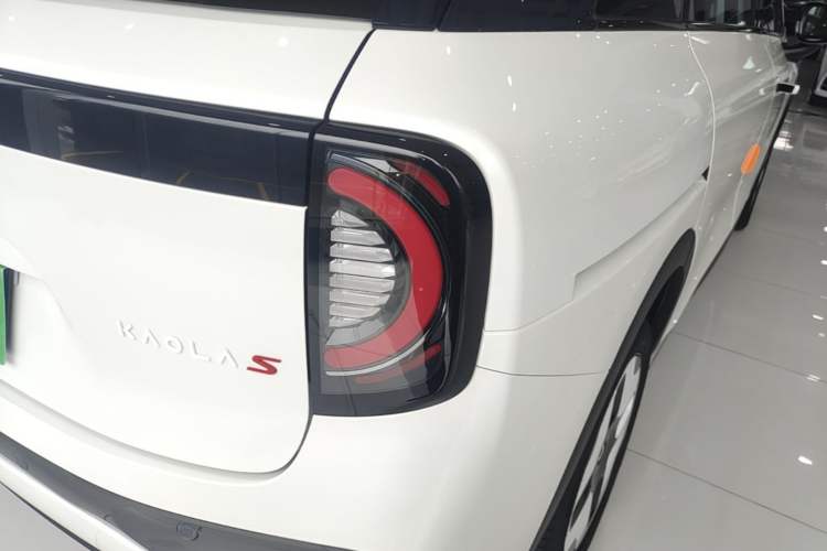 Used ARCFOX Kaola S 2024 PRO Right Rear Taillight