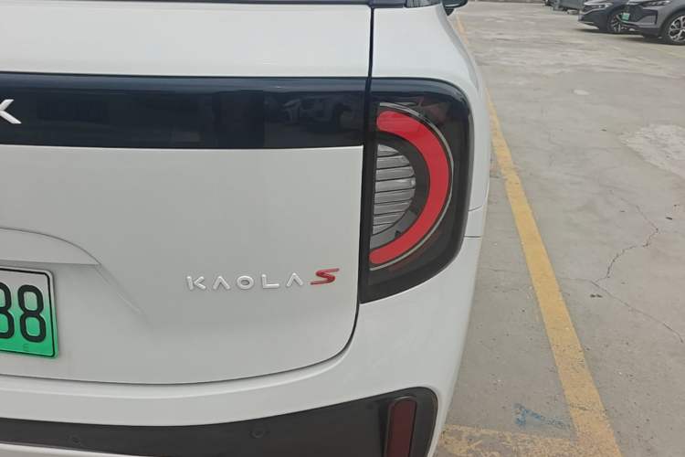 Used ARCFOX Kaola S 2024 PRO Right Rear Taillight