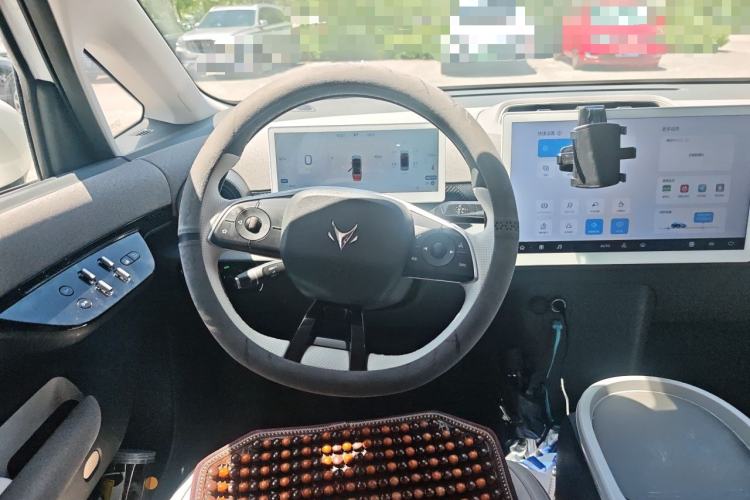 Used ARCFOX Kaola S 2024 AIR Steering Wheel