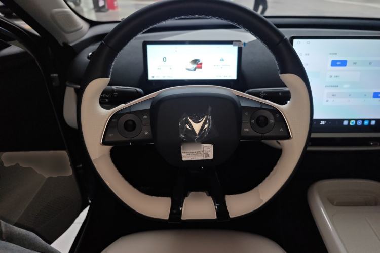Used ARCFOX T1 2025 Model 425 PLUS Steering Wheel