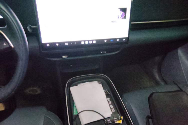 Used ARCFOX T1 2025 Model 320 PRO Audio And AC Panel