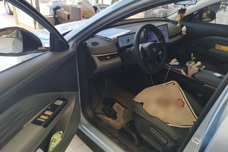 Used ARCFOX T1 2025 Model 320 PRO Driver Seat