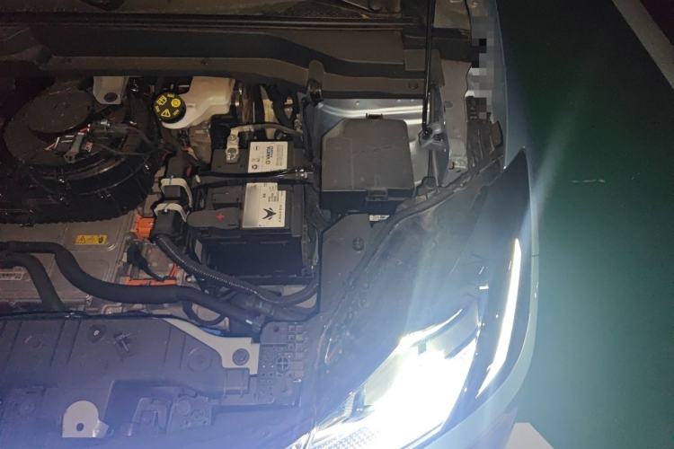 Used ARCFOX T1 2025 Model 425 MAX Engine Bay Left