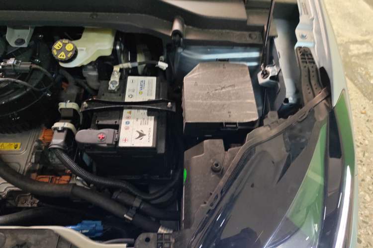 Used ARCFOX T1 2025 Model 425 PLUS Engine Bay Left