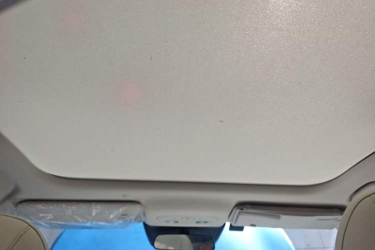 Used ARCFOX T1 2025 Model 425 MAX Headliner