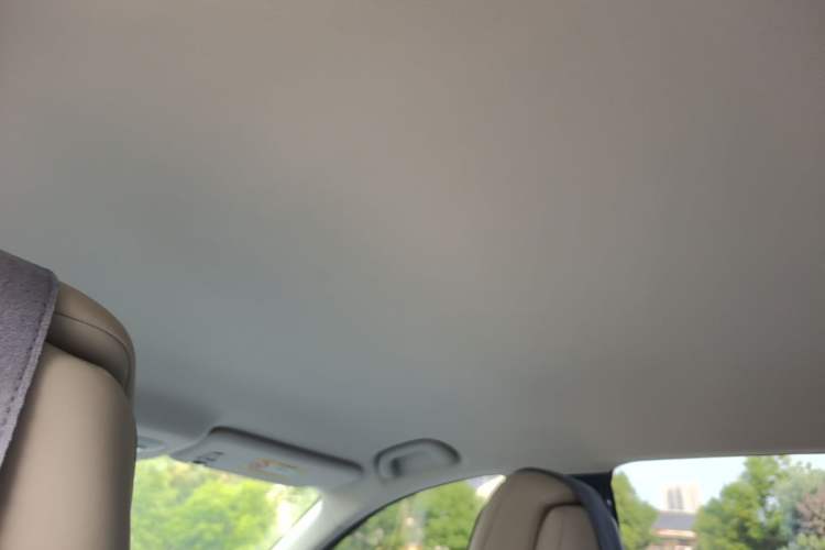 Used ARCFOX T1 2025 Model 425 PRO Headliner