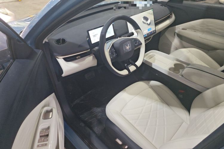 Used ARCFOX T1 2025 Model 425 PRO Interior 2