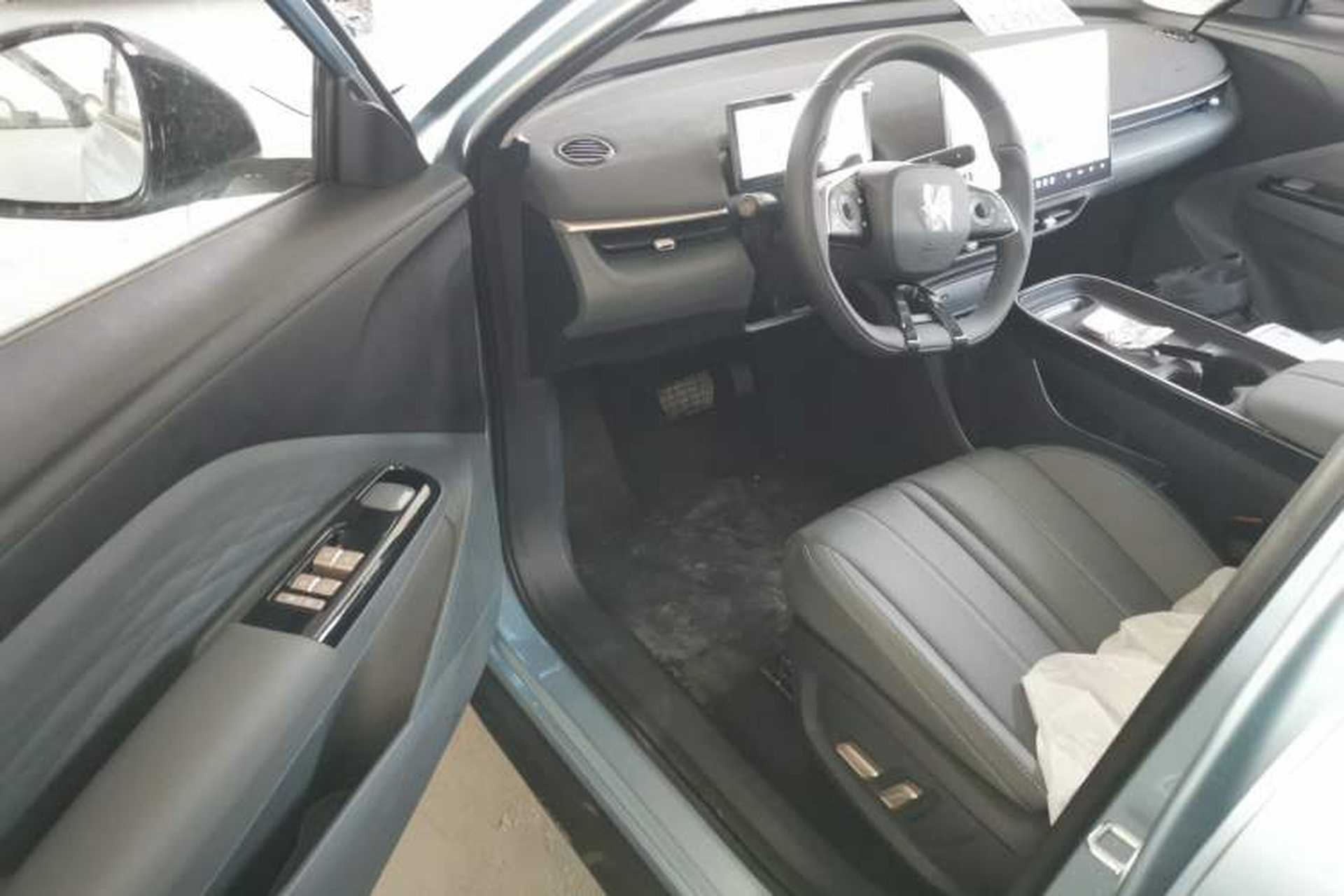 Used ARCFOX T1 2025 Model 425 PRO Left Front Seat