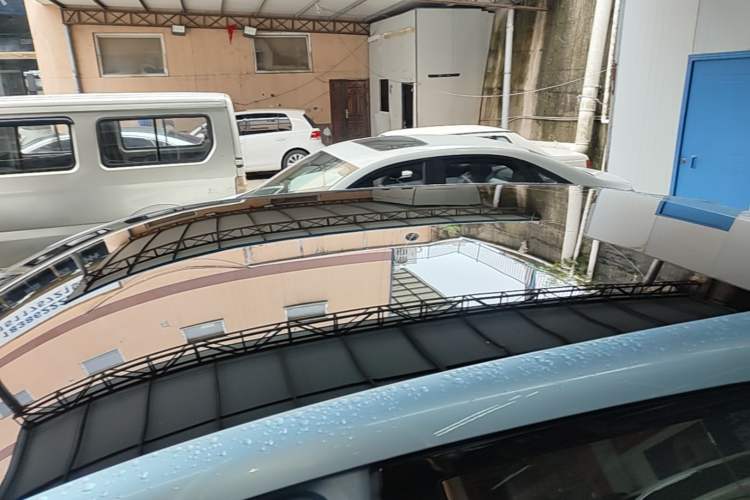 Used ARCFOX T1 2025 Model 425 PLUS Roof