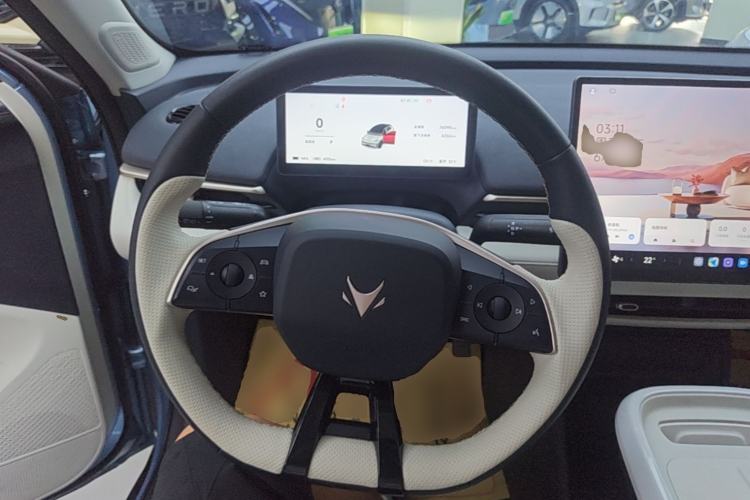 Used ARCFOX T1 2025 Model 425 MAX Steering Wheel