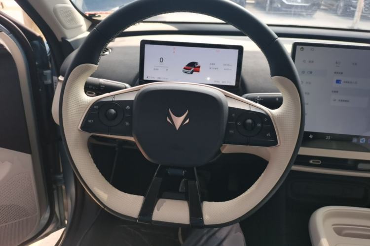 Used ARCFOX T1 2025 Model 425 PRO Steering Wheel