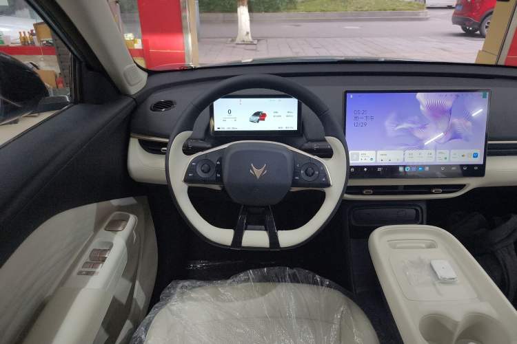 Used ARCFOX T1 2025 Model 425 PLUS Steering Wheel