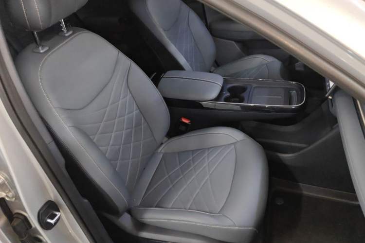 Used ARCFOX T1 2025 Model 425 PLUS Interior 7