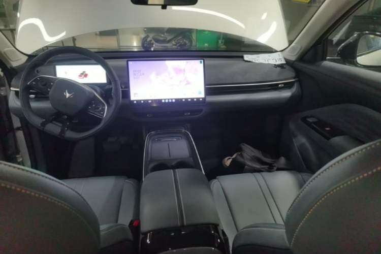 Used ARCFOX T1 2025 Model 320 PRO Audio And AC Panel