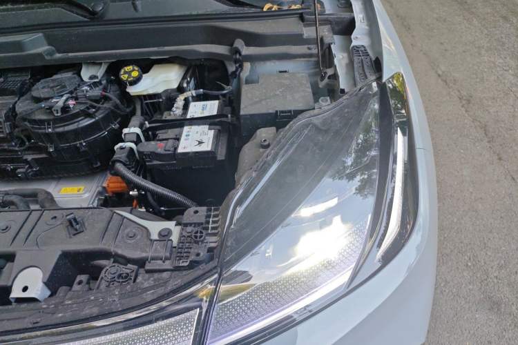 Used ARCFOX T1 2025 Model 425 PLUS Engine Bay Left