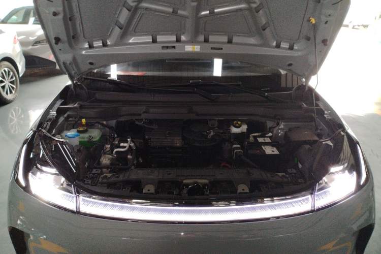 Used ARCFOX T1 2025 Model 425 PRO Engine Bay