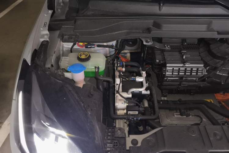 Used ARCFOX T1 2025 Model 425 PLUS Engine Bay Right