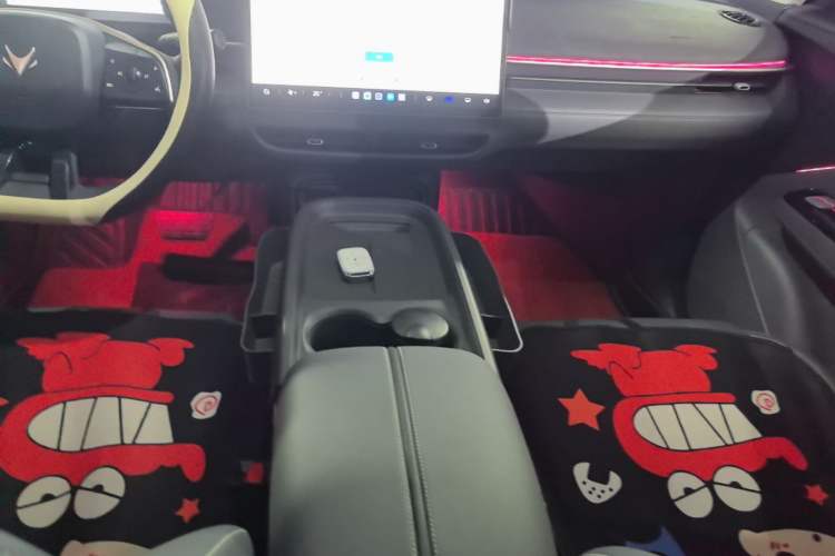 Used ARCFOX T1 2025 Model 425 PRO Gear Lever