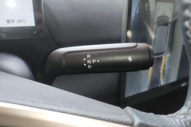 Used ARCFOX T1 2025 Model 425 PRO Gear Lever