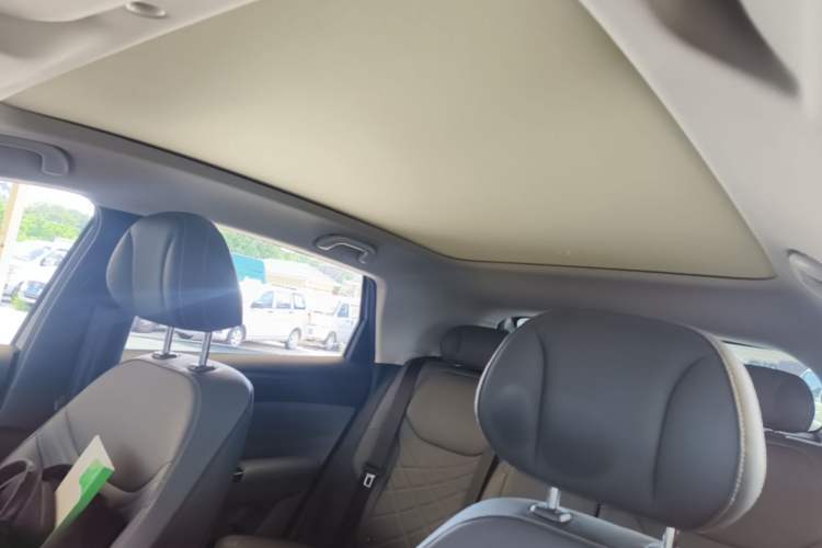 Used ARCFOX T1 2025 Model 425 MAX Headliner