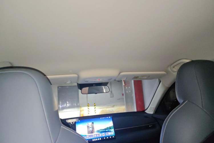 Used ARCFOX T1 2025 Model 425 PRO Headliner