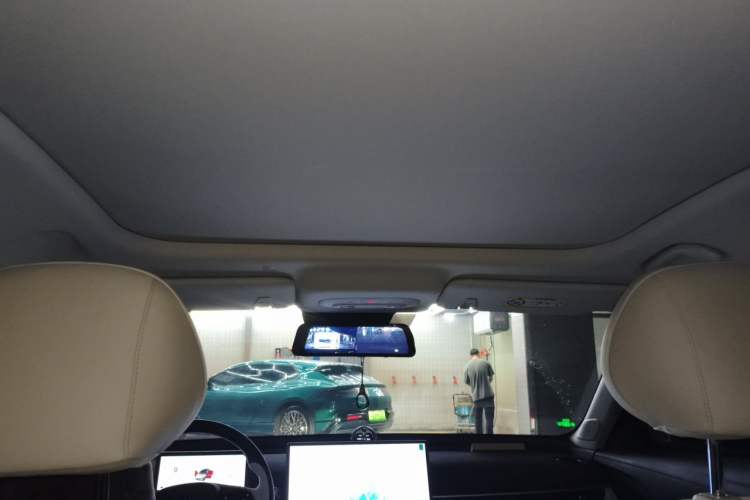 Used ARCFOX T1 2025 Model 425 PLUS Headliner