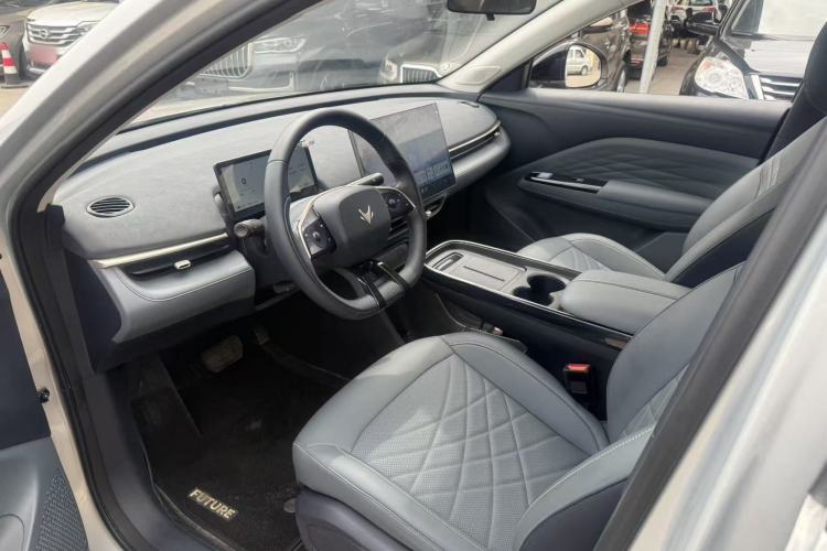 Used ARCFOX T1 2025 Model 425 PRO Interior 1