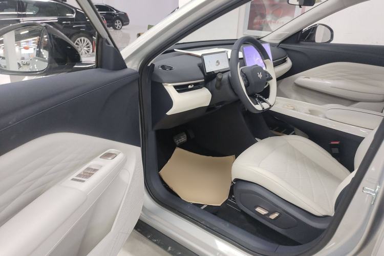 Used ARCFOX T1 2025 Model 425 PLUS Interior 3