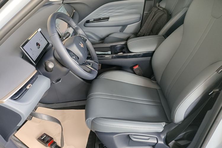 Used ARCFOX T1 2025 Model 320 PRO Left Front Seat