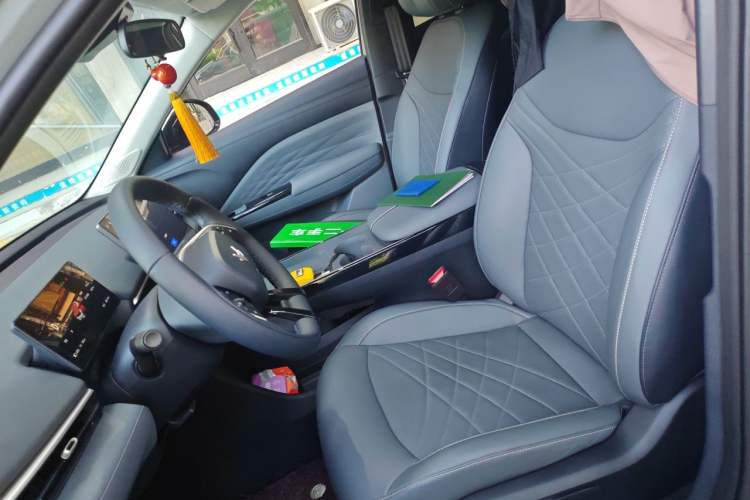 Used ARCFOX T1 2025 Model 425 PLUS Left Front Seat