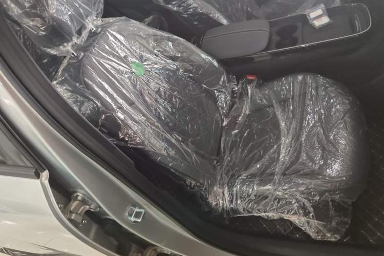 Used ARCFOX T1 2025 Model 425 PLUS Right Front Seat