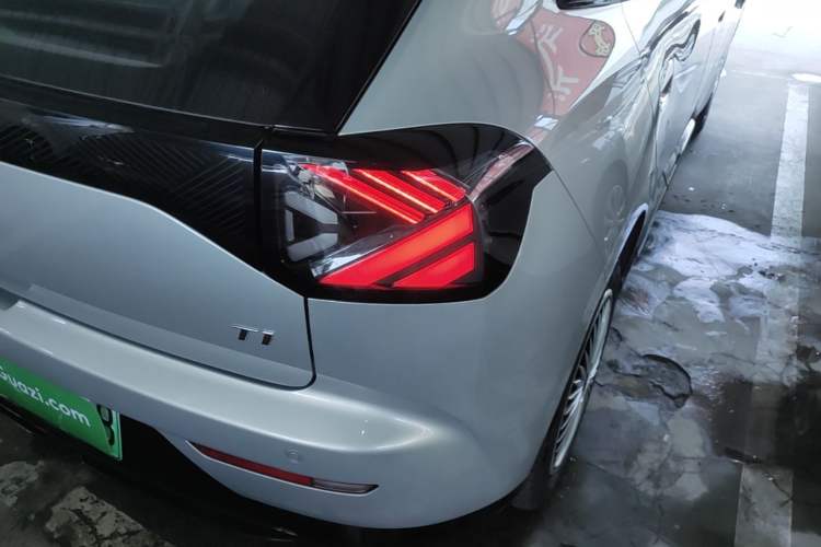 Used ARCFOX T1 2025 Model 425 PRO Right Rear Taillight