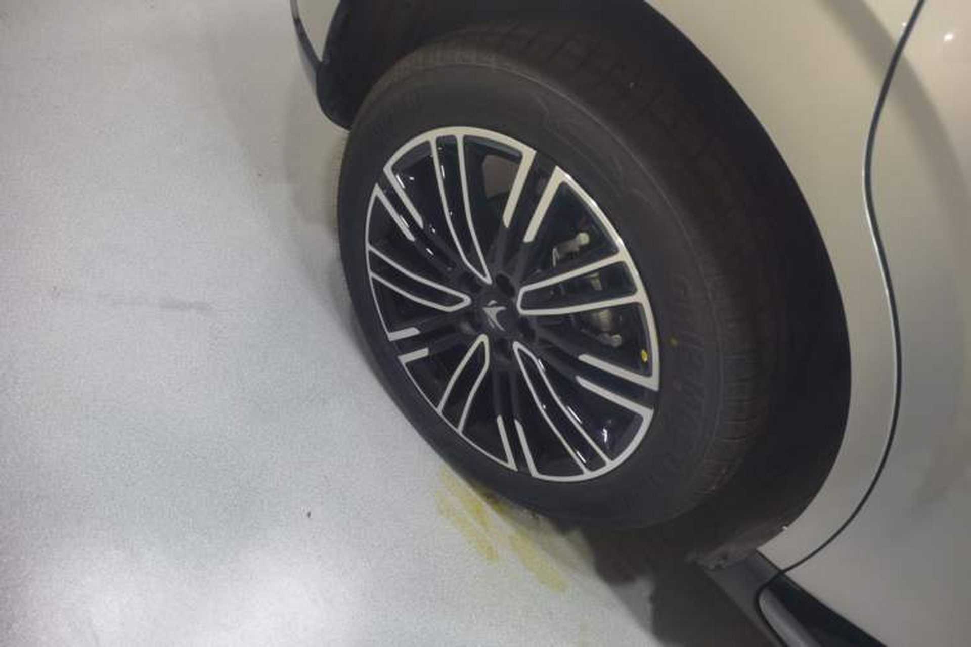 Used ARCFOX T1 2025 Model 425 PLUS Right Rear Wheel Hub