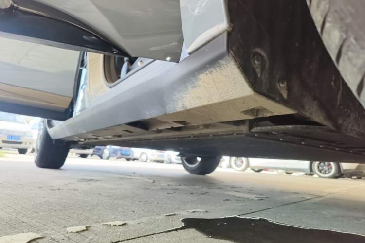 Used ARCFOX T1 2025 Model 425 MAX Right Side Sill