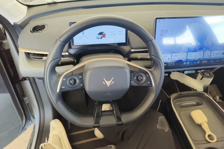 Used ARCFOX T1 2025 Model 425 MAX Steering Wheel