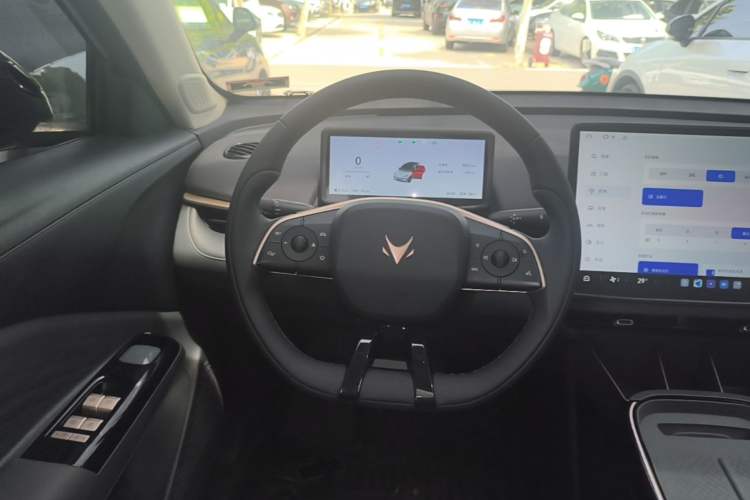 Used ARCFOX T1 2025 Model 425 MAX Steering Wheel