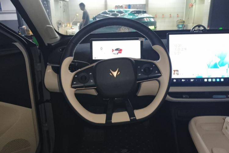 Used ARCFOX T1 2025 Model 425 PLUS Steering Wheel