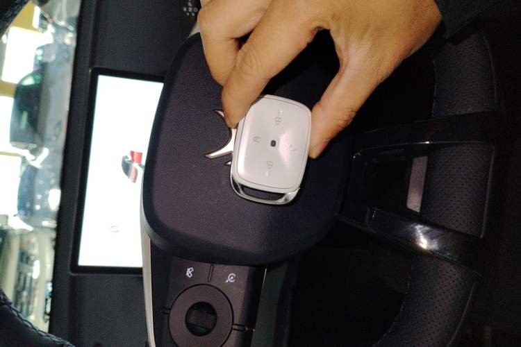 Used ARCFOX T1 2025 Model 425 PRO Vehicle Key