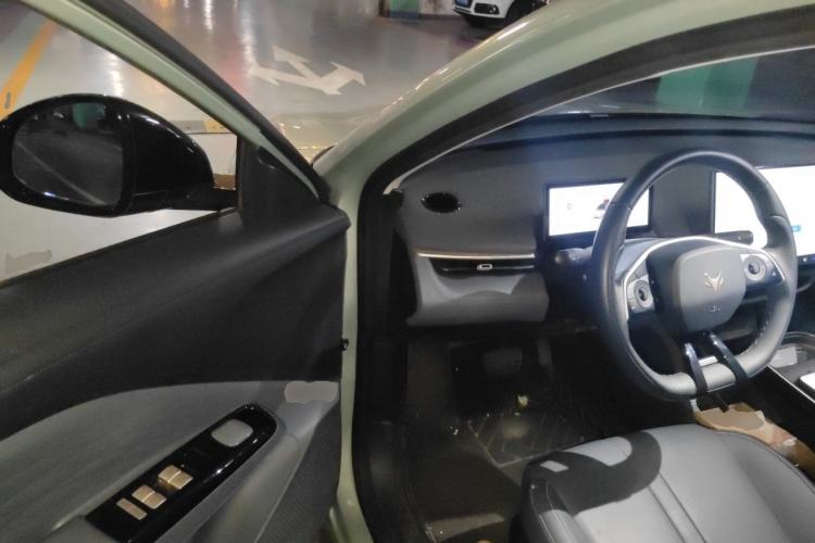 Used ARCFOX T1 2025 Model 320 PRO Driver Seat