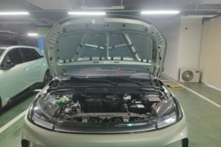 Used ARCFOX T1 2025 Model 425 PRO Engine Bay