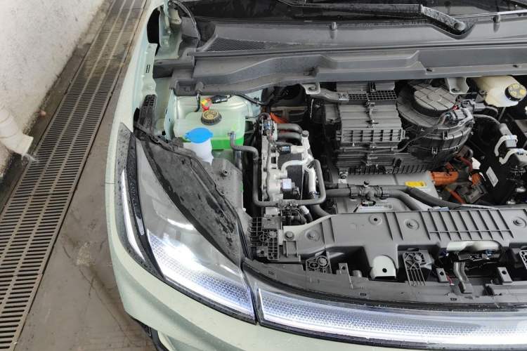 Used ARCFOX T1 2025 Model 425 PRO Engine Bay Right
