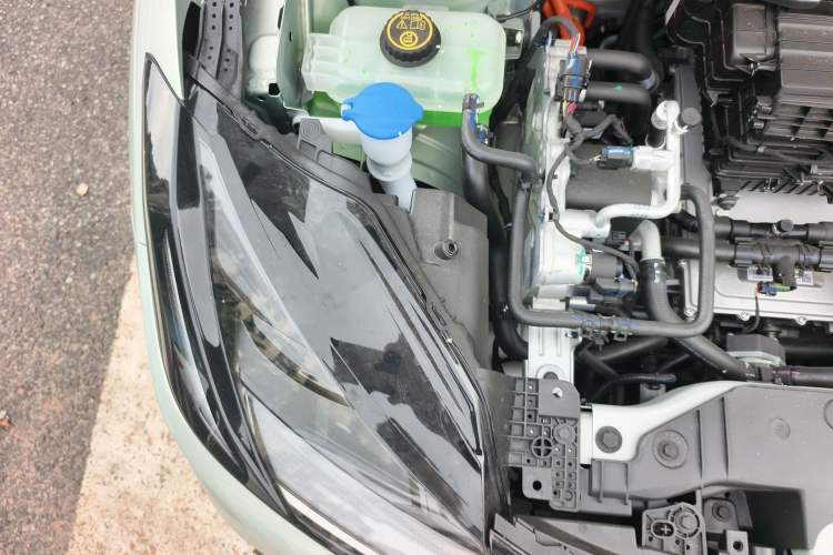Used ARCFOX T1 2025 Model 425 PRO Engine Bay Right